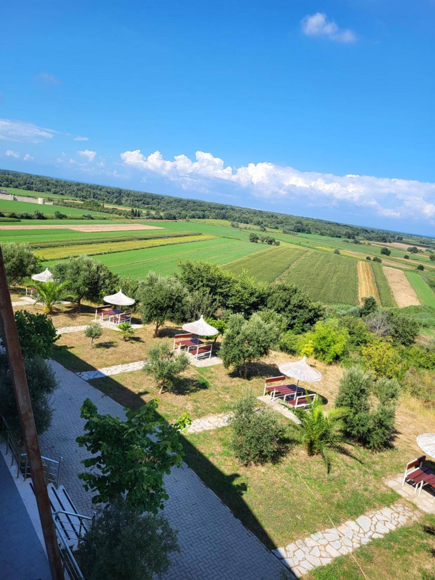 Panorama Guesthouse Bashtove Exterior photo